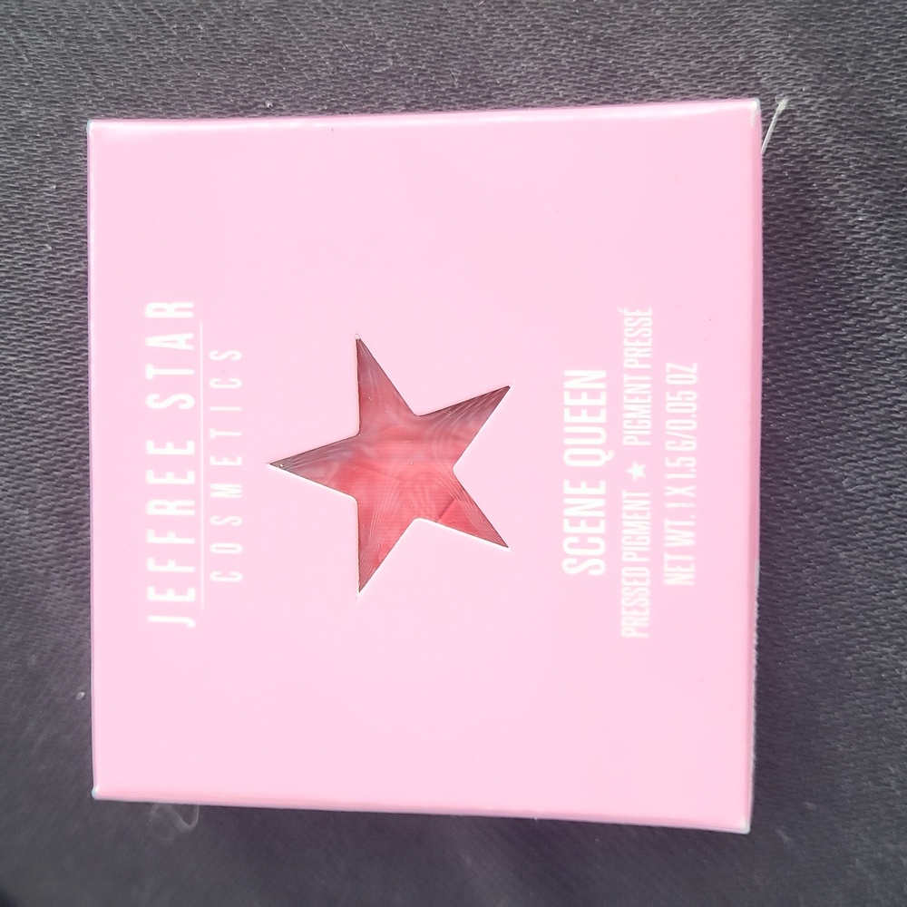 Jeffree Star Single Pressed Powder- Scene Queen